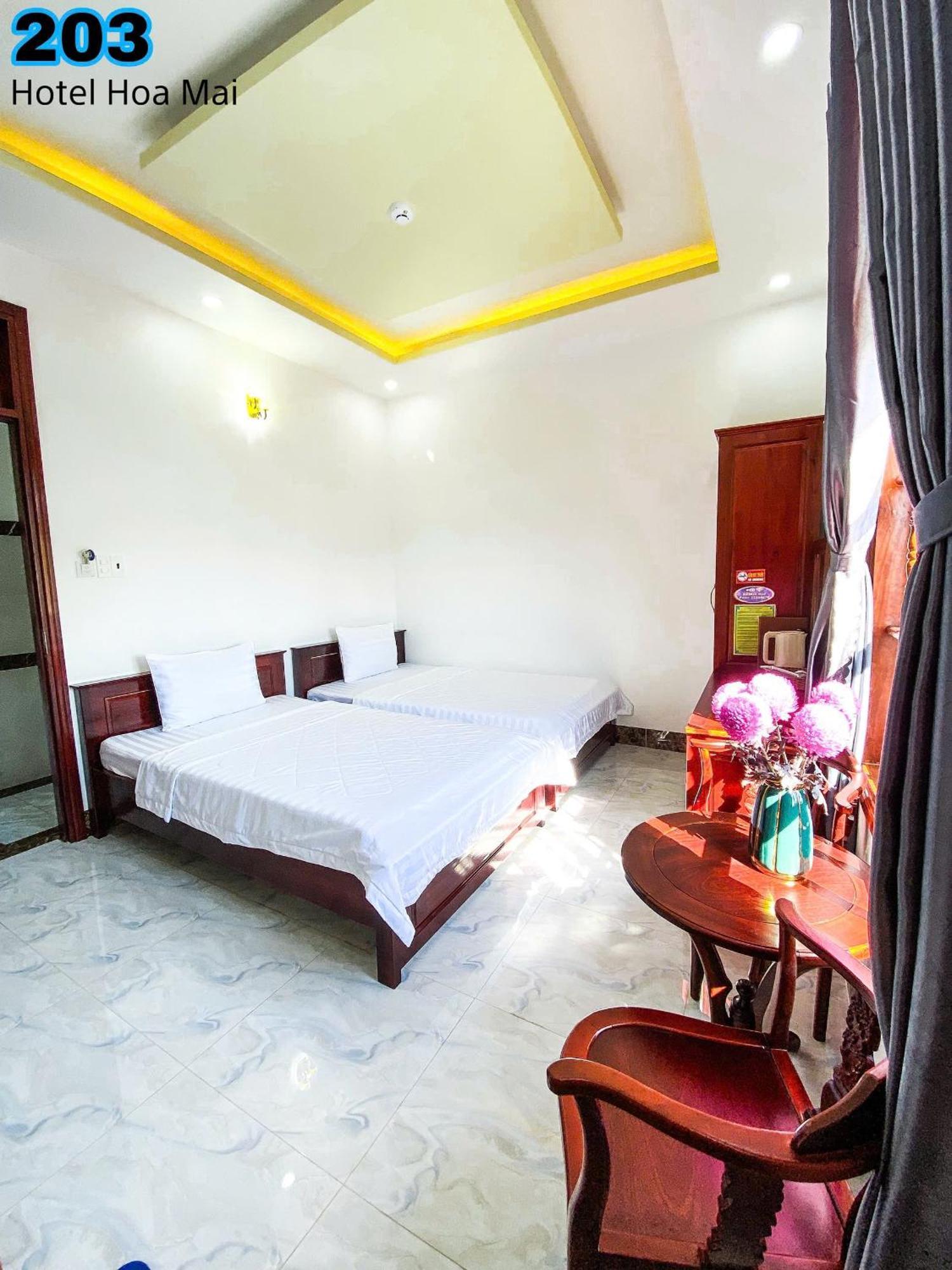 Hotel Hoa Mai CON DAO Exteriér fotografie